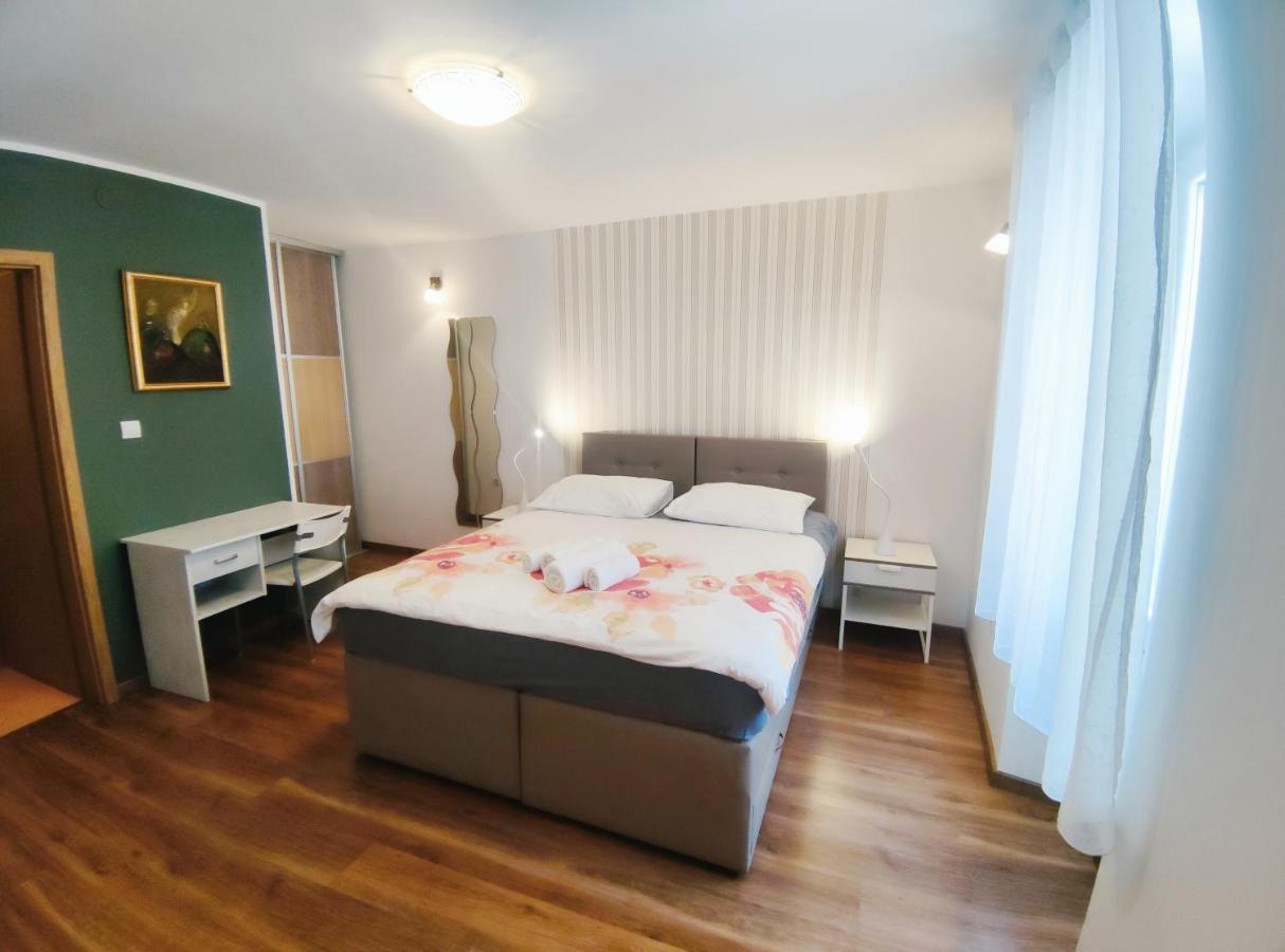 Apartment Casa Nova Rovinj Exteriör bild