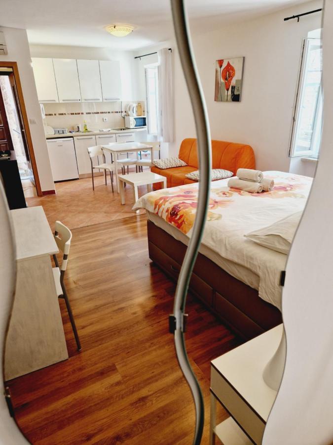 Apartment Casa Nova Rovinj Exteriör bild